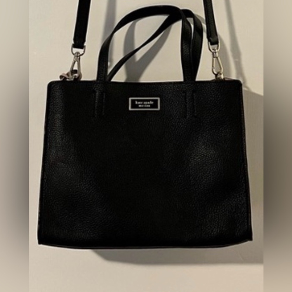 Kate Spade small bucket/crossbody bag-black pebble leather.  EUC